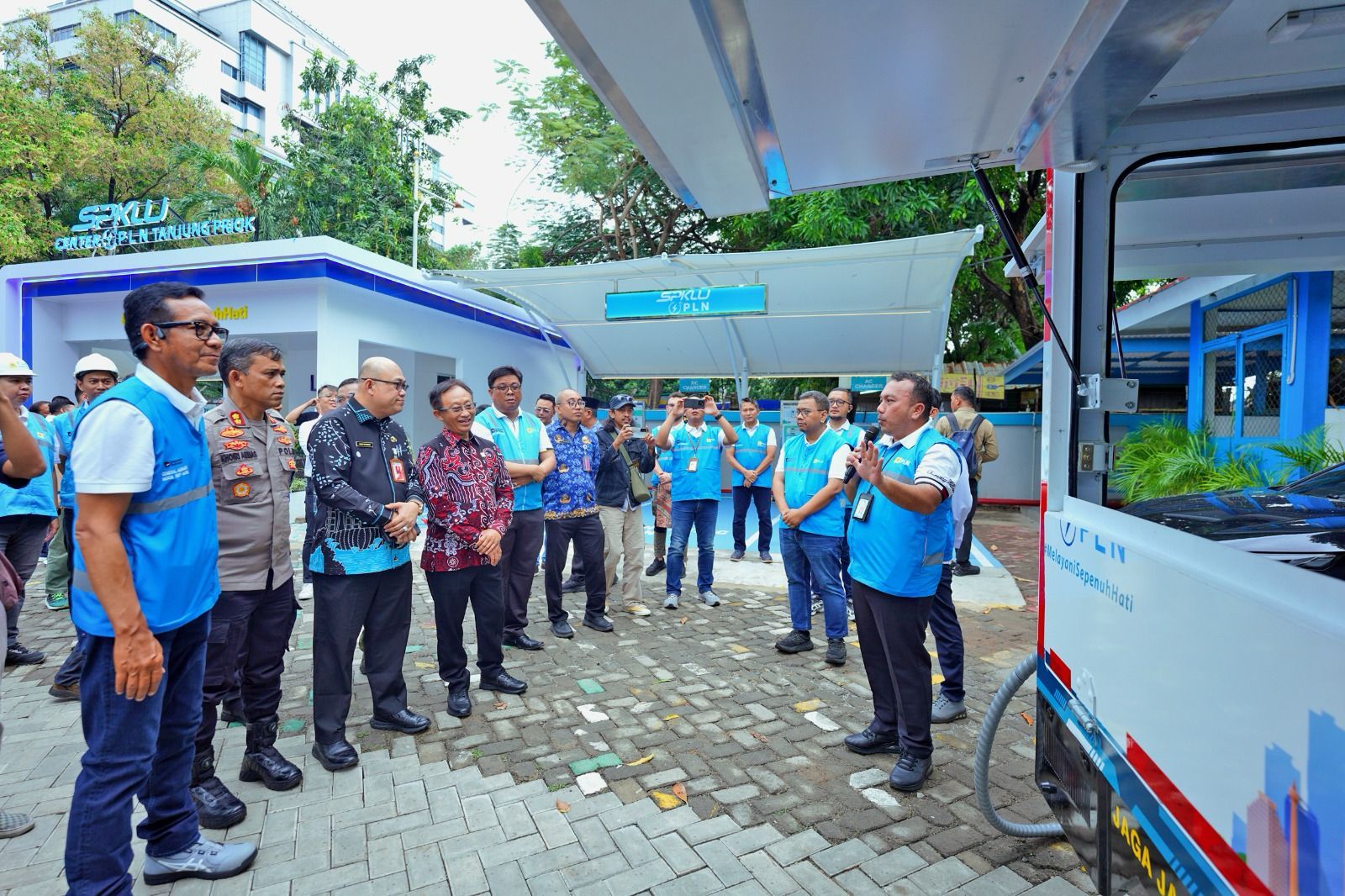 PLN Kenalkan Inovasi SPKLU Mobile Emergency untuk Pengguna EV