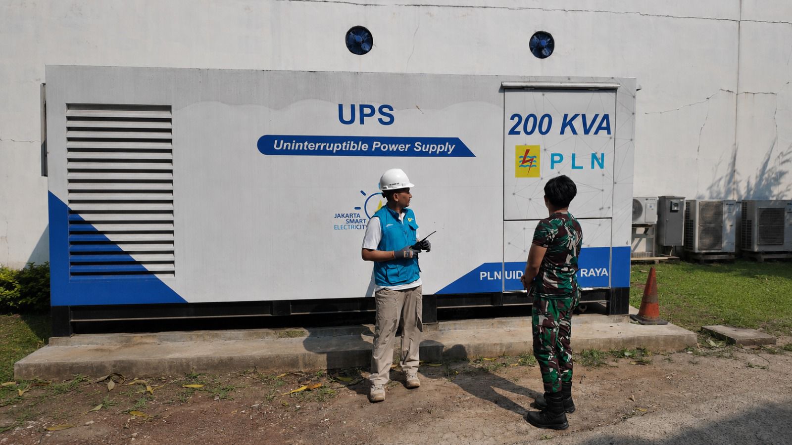 Listrik Andal PLN Kawal Penyerahan Pesawat Rafale di Bandara Halim